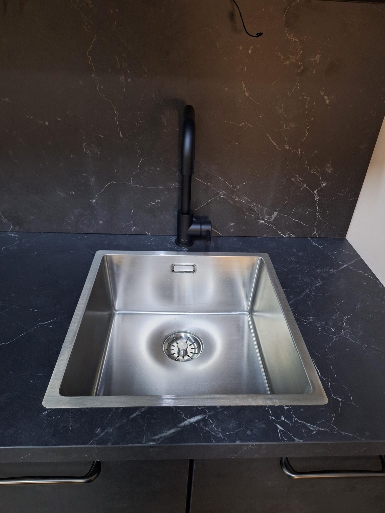 complete nieuwe keuken met apparatuur – keuken adajla