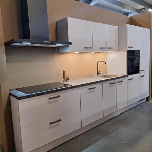 complete nieuwe keuken met apparatuur – keuken danny